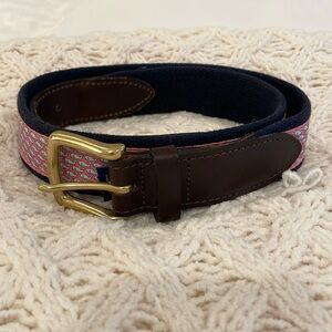 Vineyard Vines Pink and Light Blue Whale Men’s Belt - size 32